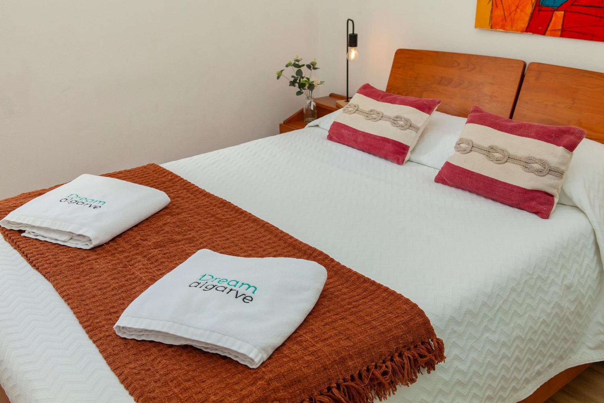 B86 - Beachline Apartment In Praia Da Luz Экстерьер фото