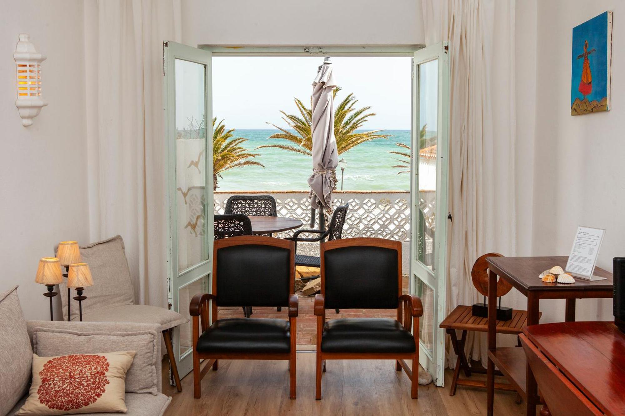 B86 - Beachline Apartment In Praia Da Luz Экстерьер фото