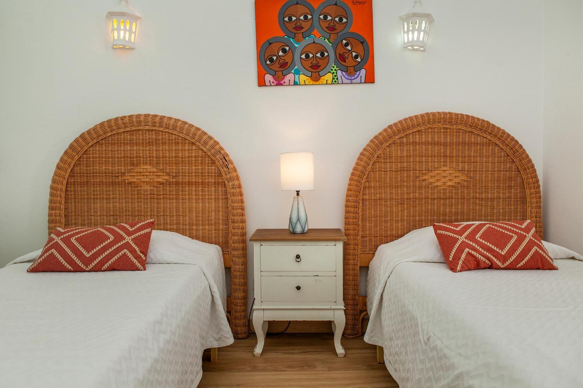 B86 - Beachline Apartment In Praia Da Luz Экстерьер фото