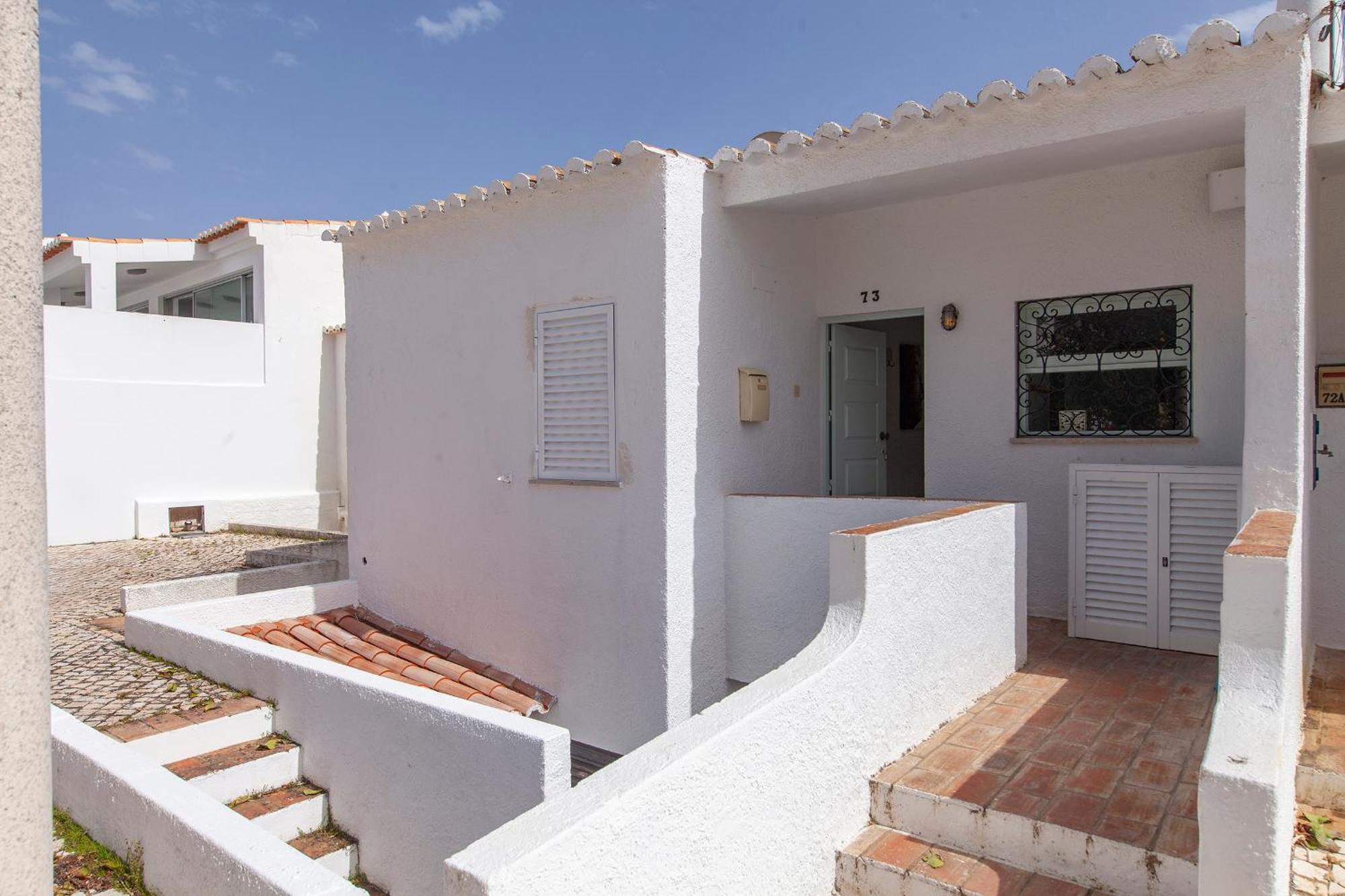B86 - Beachline Apartment In Praia Da Luz Экстерьер фото